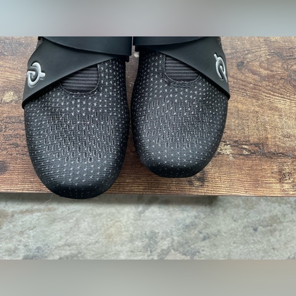 Men’s Peleton Shoes - Picture 2 of 5